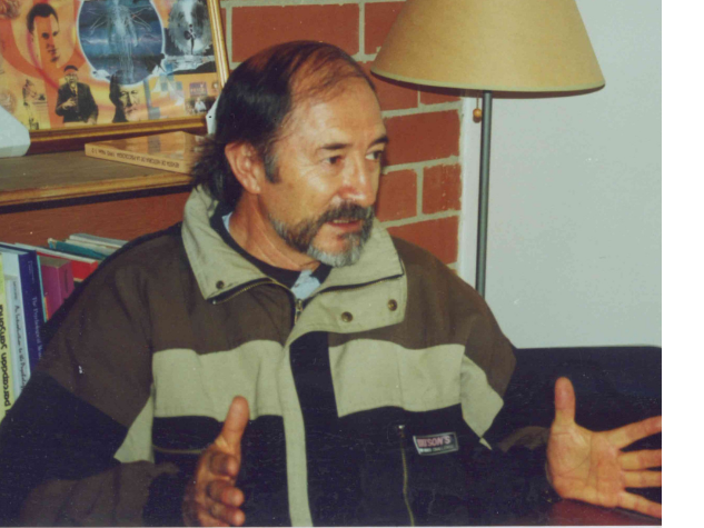 El curso de Aprendizaje ofrece una exploración integral de cómo los organismos, incluidos los seres humanos, modifican su conducta a partir de la experiencia. El aprendizaje se entiende como un ca (5).png